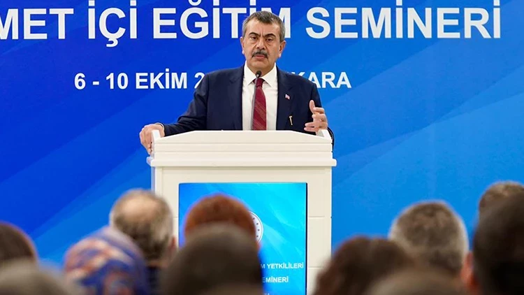 Milli Eğitim Bakanı Tekin: "Özgürlük Tanımı Eğitim Hakkını Kısıtlayamaz" Öğrencilerin