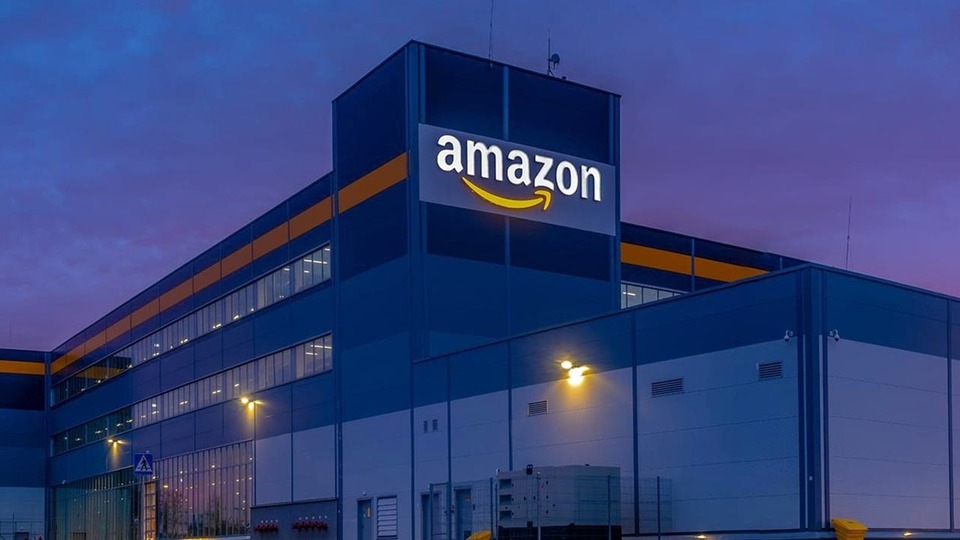 Ekonomi Sarsılıyor: Amazon 30 Bin Çalışanını İşten Çıkarıyor! Amazon’un İşten Çıkarma Süreci ve Ekonomik Etkileri İşten Çıkarmalar ve