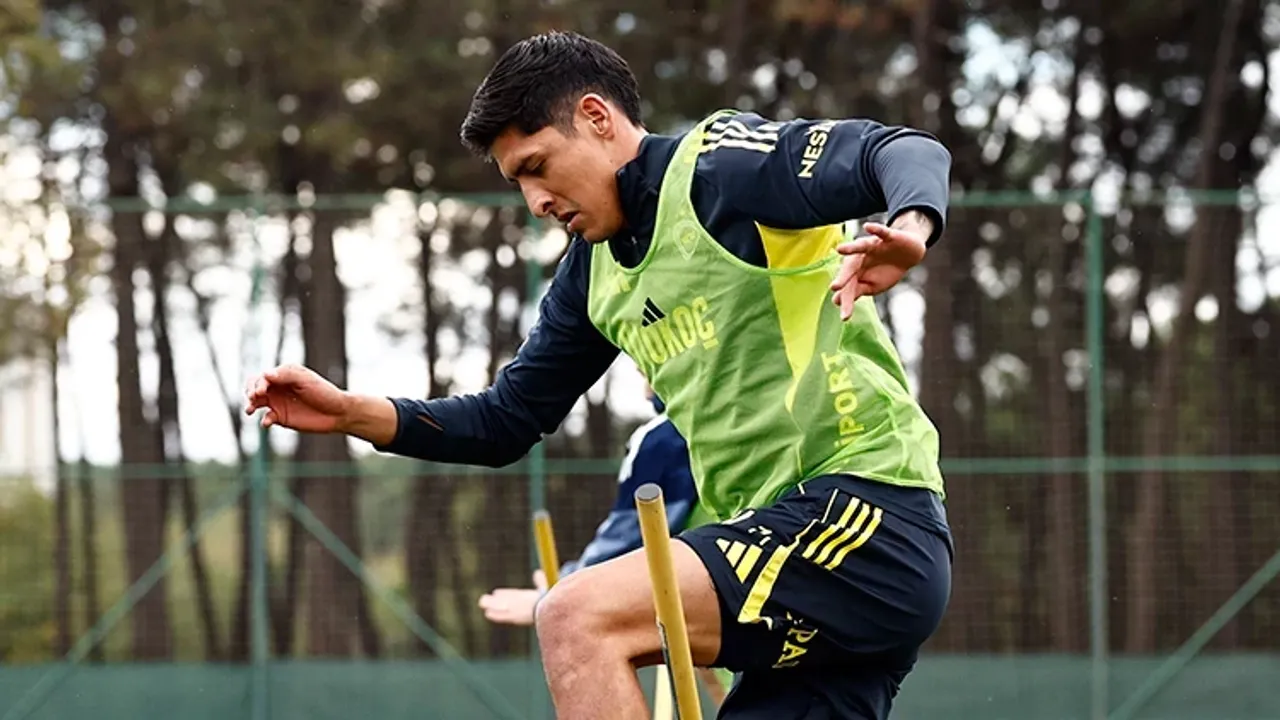 Fenerbahceye Edson Alvarez Ile Finalde Juri Karari Tarif Mujdesi
