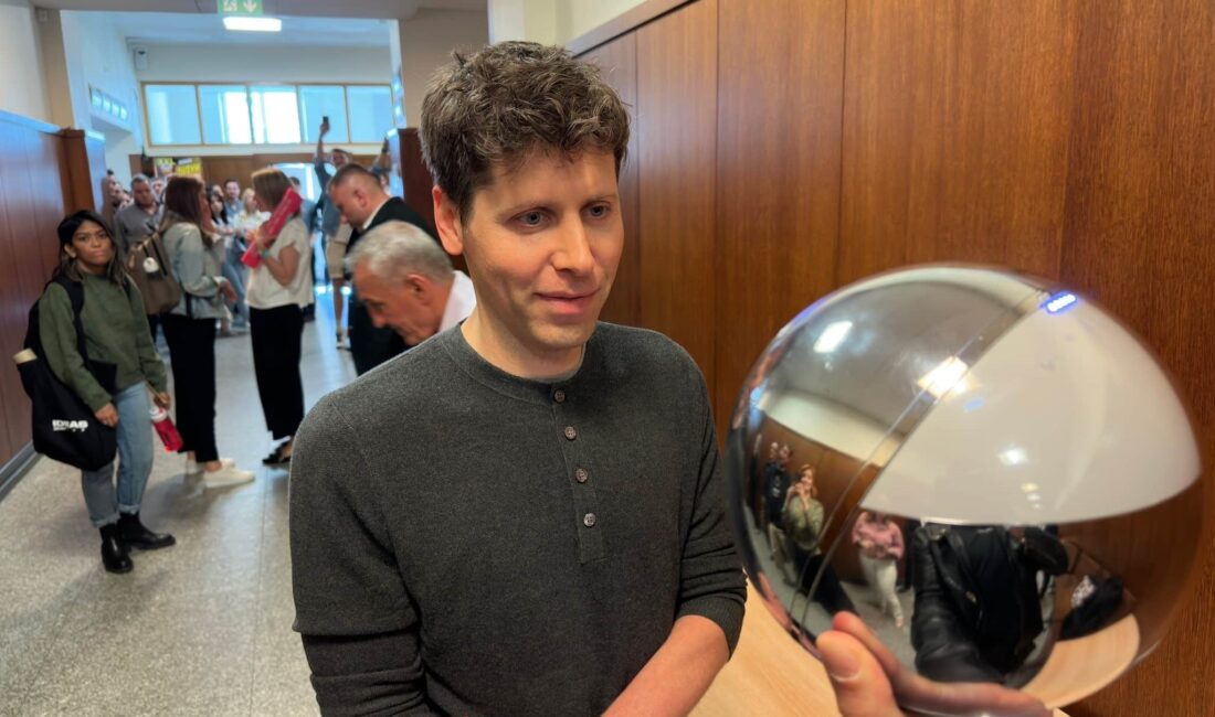 Flaş Gelişme: Sam Altman’ın World Projesi Bitcoin ve Altcoinleri Etkiliyor Sam Altman’ın World Projesine Tayland’dan Baskın Tayland’da Worldcoin Merkezlerine Eş