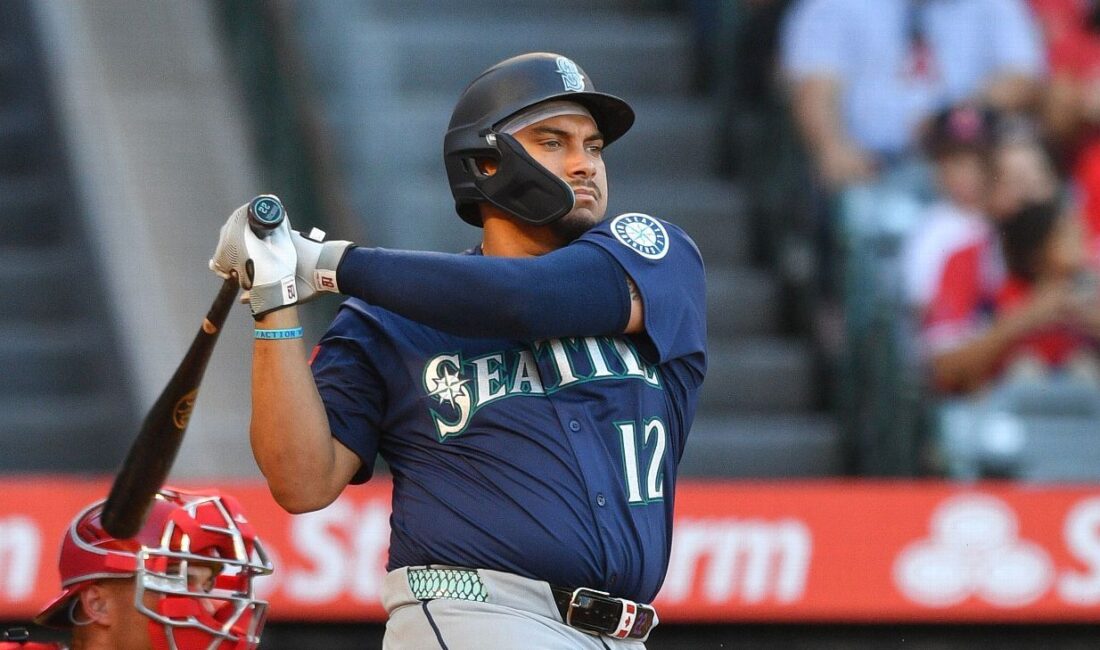 Seattle Mariners’ Josh Naylor Returns for Game 3 of AL