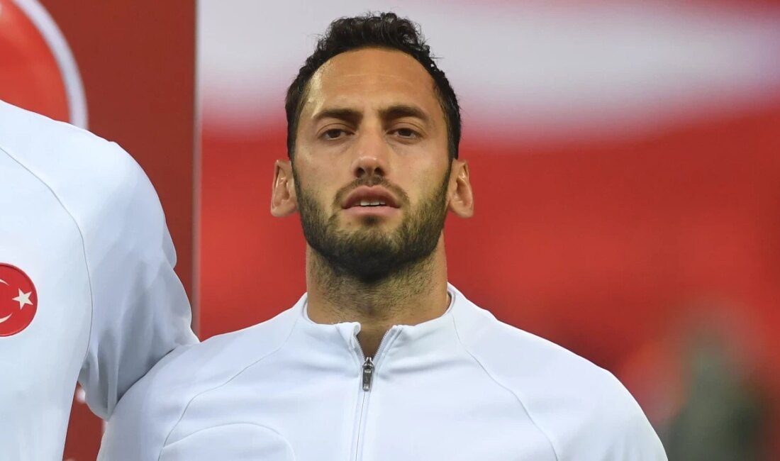 Hakan Çalhanoğlu, Türk Futbolunda Dönüm Noktası Olmaya Hazırlanıyor Hakan Çalhanoğlu,