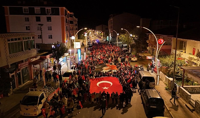 İpsala’da Fener Alayı: Son Dakika Gelişmeleri ve Tepkiler! Gündem: İpsala’da Cumhuriyet Coşkusu Fener Alayı ile Kutlandı İpsala Fener