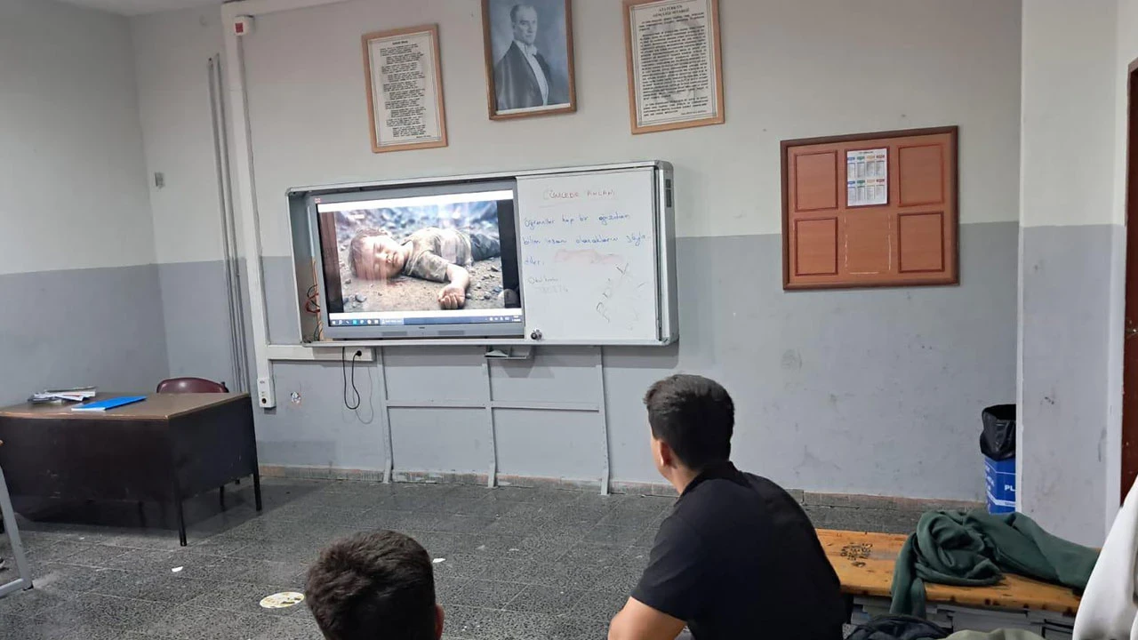 Gazze'ye destek verelim ama... MEB kaş yaparken göz çıkardı