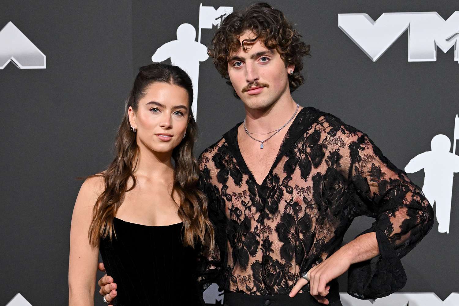 Maggie Thurmon Benson Booneun Aldattigini Iddia Etti