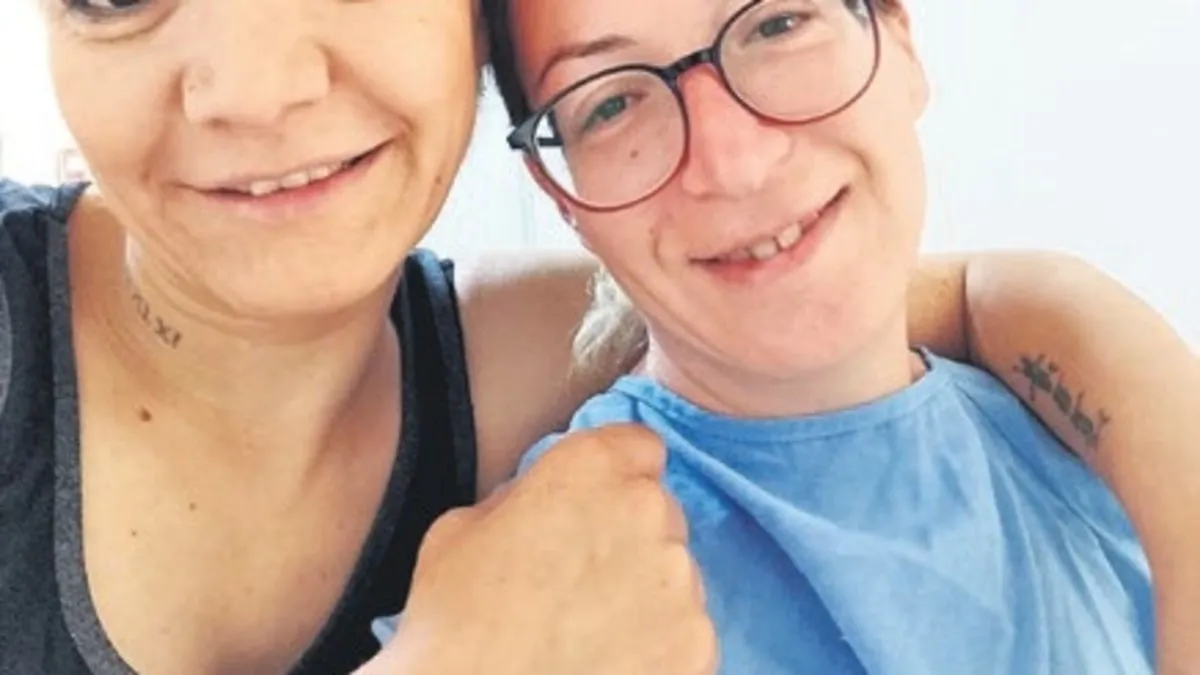 Ogretmenin Rutin Kontrolu Kanseri Yendi Hayata Dondu