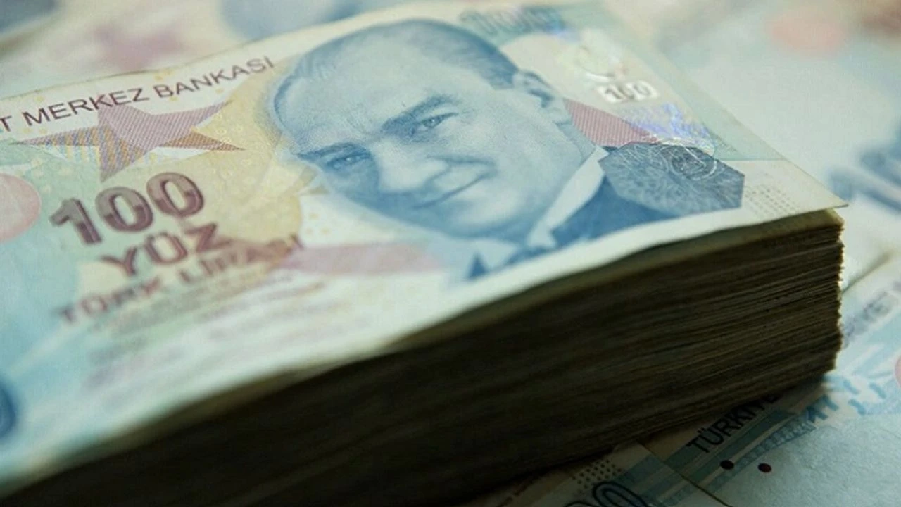 Ogretmenlerin Ek Ders Zammi ve Ozluk Haklari MEB Yonetmeliginde
