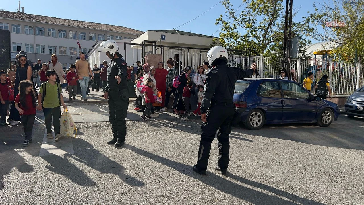 Okul Onlerinde Guvenli Ulasim Kecioren Belediyesinden Mukemmel Destek