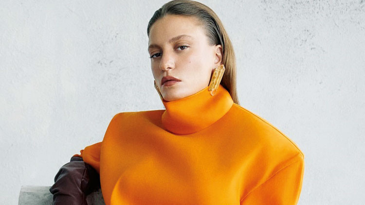 Serenay Sarıkaya: Zorluklarla Yeniden Doğuş Serenay Sarıkaya’nın Röportajı ve Yeni