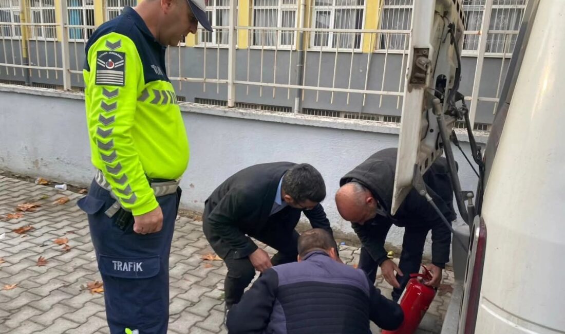 Söke’de Öğrenci Servislerinde Sıkı Denetim Jandarma Trafik Ekipleri Görev Başında