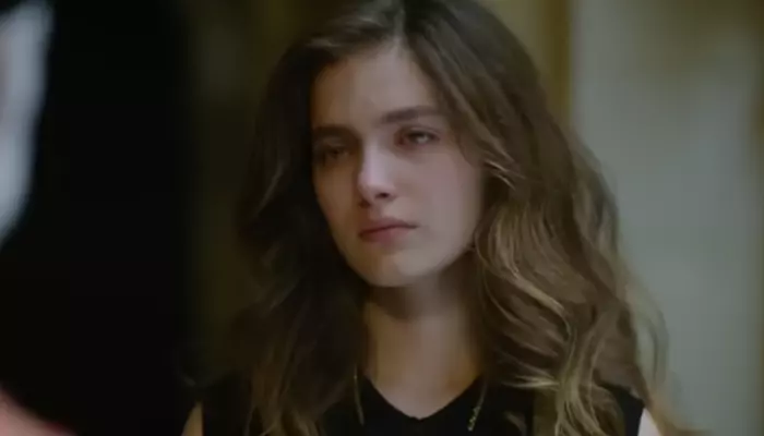 Taşacak Bu Deniz: Genç Yetenek Ava Yaman ile Dikkatleri Üzerine