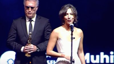 Veda Yurtsever’in Tiyatro Dünyasındaki İhtişamlı Kariyerine Eleştirilerle Veda Tamer Karadağlı