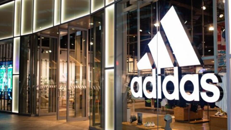 Adidas’a 402 Milyon TL Cezası: Fiyat Rekabetini Sınırladığı Tespit Edildi