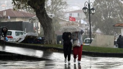Hava Durumu Raporu Flaş Gelişme: Yağışlı Hava Koşulları Meteoroloji Genel