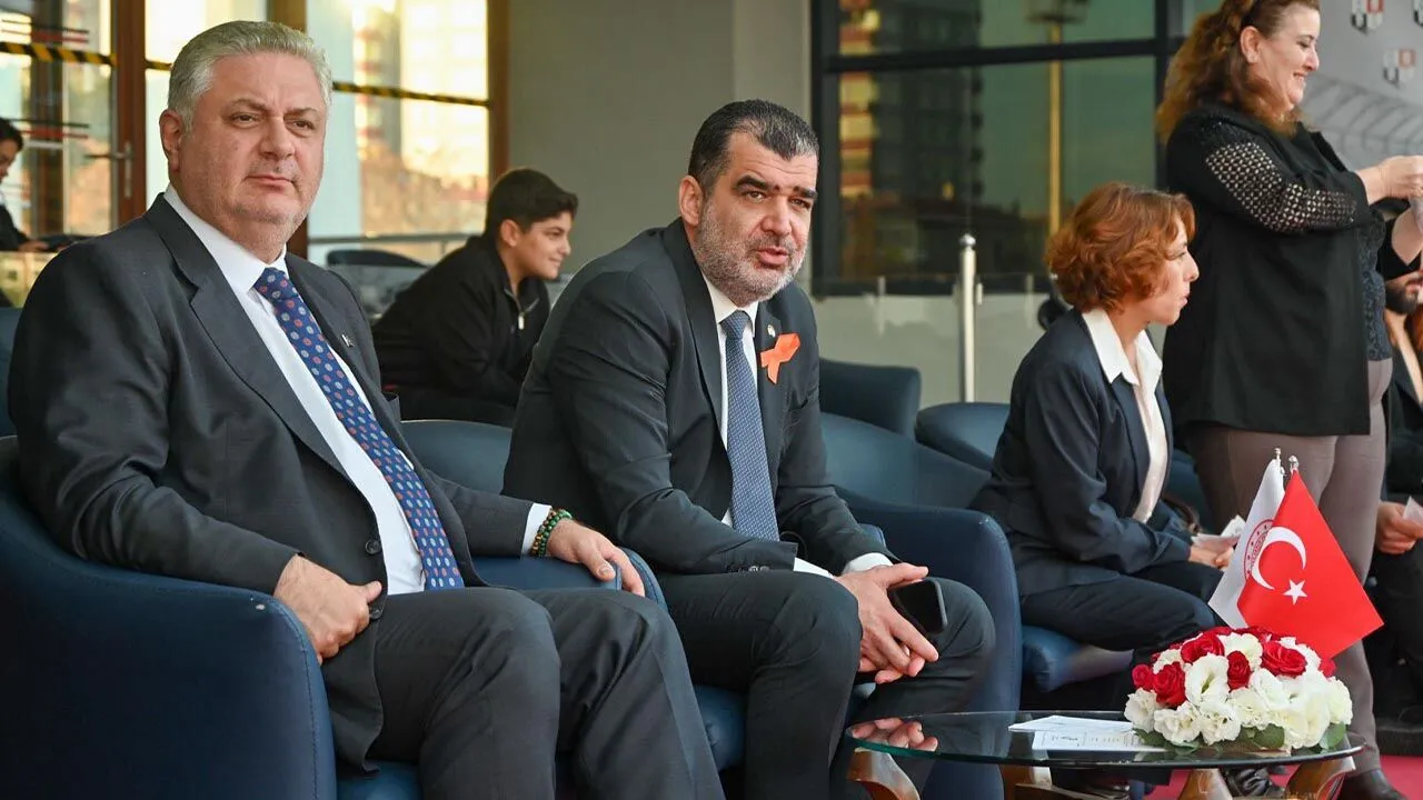 Yürüyen Köşk Koşusu