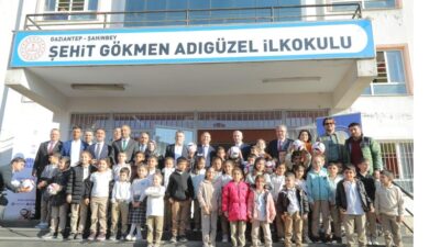 Şehit Gökmen Adıgüzel İlkokulu Öğrencilerine Futbol Topu Hediyesi Valilik ve
