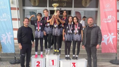 TEAŞ İstiklal Ortaokulu, Kahramanmaraş’ta İl Birincisi Oldu Nefes Kesen Yarışmalar