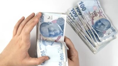 Öğretmen ve Diğer Kamu Çalışanlarına Zam Beklentisi 2025 Zammı ile