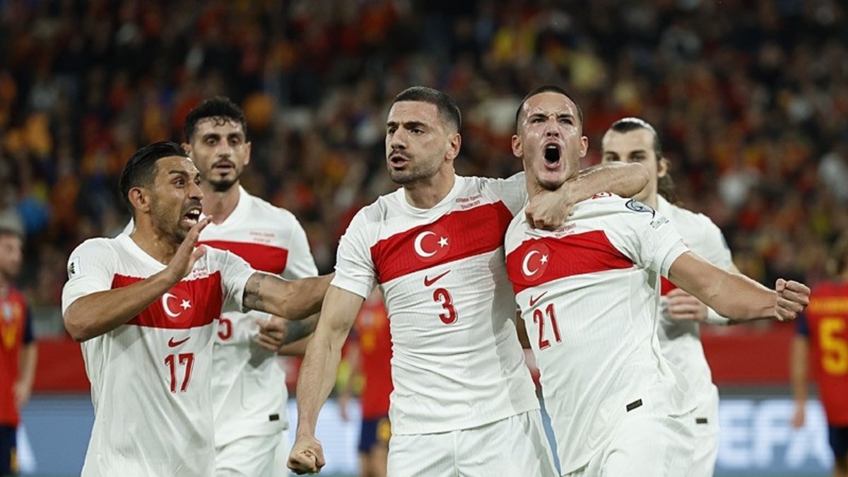 A Milli Takımımız FIFA Sıralamasında Gol Gibi Yükseliyor! A Milli Takimimiz FIFA Siralamasinda Gol Gibi Yukseliyor