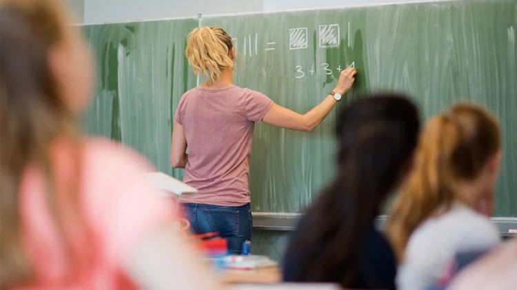 Almanya’da Öğrenci Sayıları Hızla Artacak 2024-2032 Döneminde Öngörülen Öğrenci Artışı