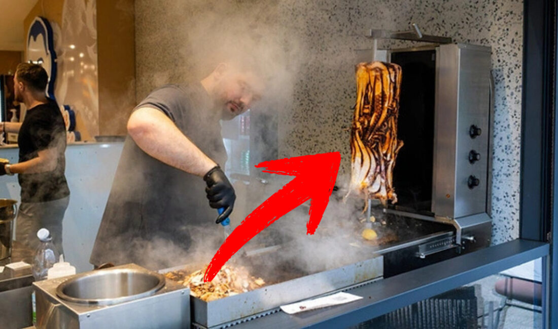 Flaş Gelişme: Deniz Ürünü Döner Restoranı Açıldı Yenilikçi Konsept: Akdeniz