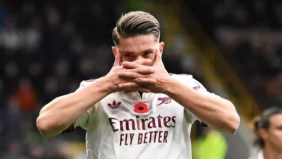 Arsenal, Burnley’i Mağlup Ederek Premier Lig Liderliğini Pekiştirdi Maç Özeti: