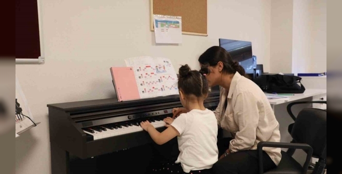 Aydın’da Ücretsiz Otizm Destek Merkezleri ile Eğitim Fırsatları Artıyor Özel