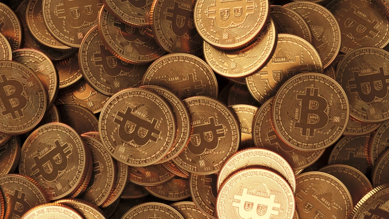 Bugun Bitcoin Dususu Derinlesiyor Fiyatlar Nisan Seviyesine Dustu