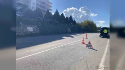 Bursa’da Eğitim Pistinde Feci Kaza: Ehliyetsiz Genç Sürücü Kurye ile