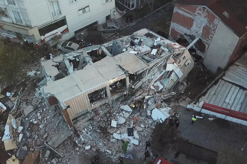 Türkiye’de 2025 Deprem Fırtınası: Sındırgı ve Ülke Genelindeki Yıkımları Sındırgı’daki