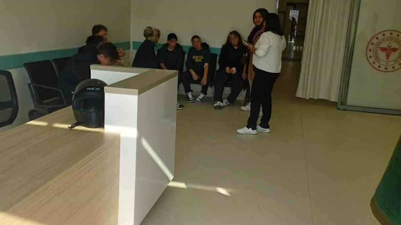 Doner Yedikten Sonra 11 Ogrenci Hastanelik MEBden Aciklama Geldi