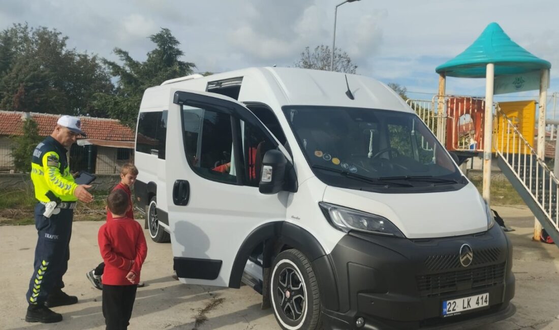 Uzunköprü’de Okul Servis Araçları Denetlendi Jandarma Ekipleri Güvenliği Sağlıyor Edirne’nin
