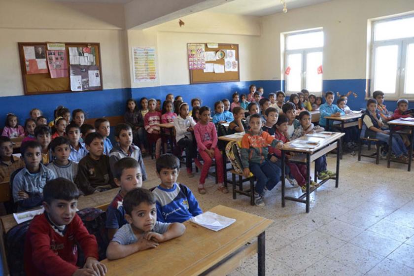 Kamu ve Özel Okullar Arasındaki Eğitim Eşitsizliği Alevleniyor Eğitimde Sınıfsal