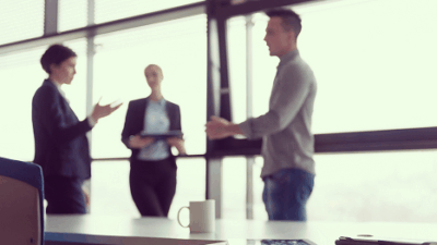 markdown Ücretli Çalışan Sayısında Artış: Sigorta ve Finans Sektörü Öne