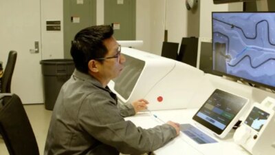 İlk Uzaktan Kontrollü İnme Ameliyatları: Cerrahlar Atlantik’ten Yönetiyor Britanya ve