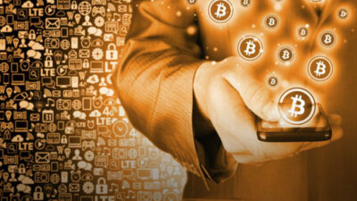 bitcoin ETF’lerinde Rekor Çıkış: Yatırımcılar Endişeli bitcoin ETF’lerinde Tarihi Bir