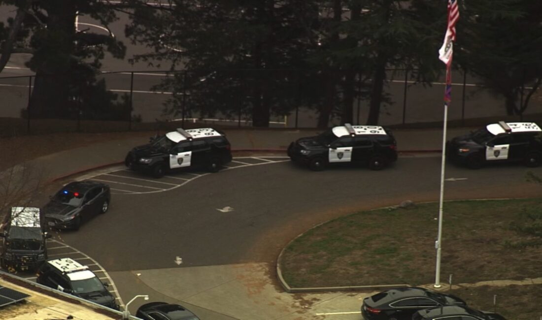 Oakland’da Skyline Lisesi’nde Silahlı Saldırı Saldırı Sonrası Gelişmeler OAKLAND, Kaliforniya