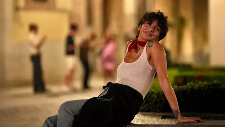 "Ansızın": İstanbul ve Madrid’in Büyülü Kesişiminde Yoğun Bir Drama İstanbul