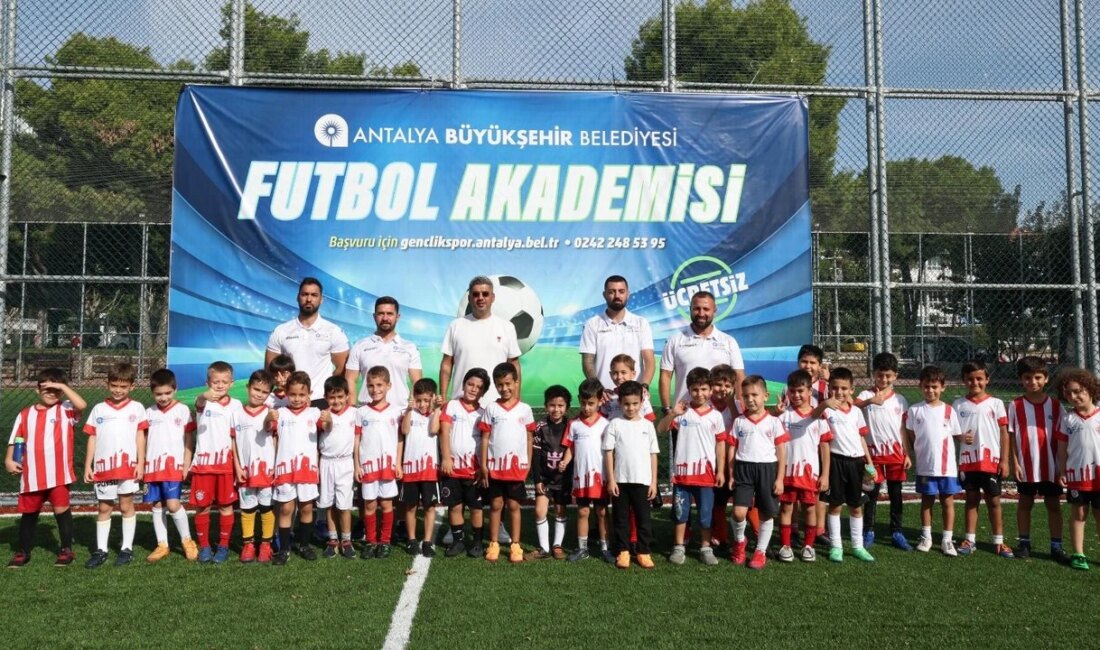 Antalya Büyükşehir Belediyesi’nden Genç Sporculara Destek Geleceğin Yetenekleri İçin Eğitim