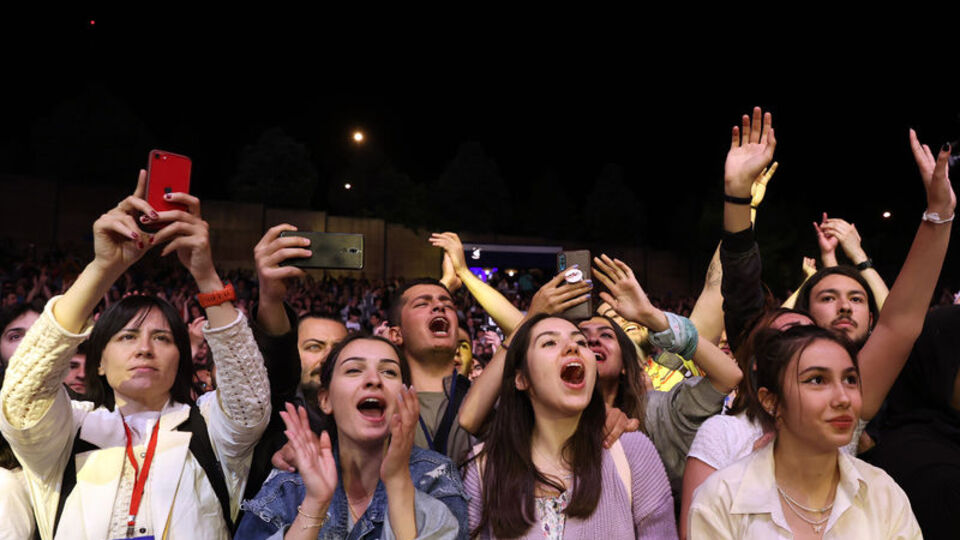 Gençlerin Enflasyon Beklentileri Düşerken, Kadınların Beklentisi Daha Yüksek Hanehalkı Enflasyon