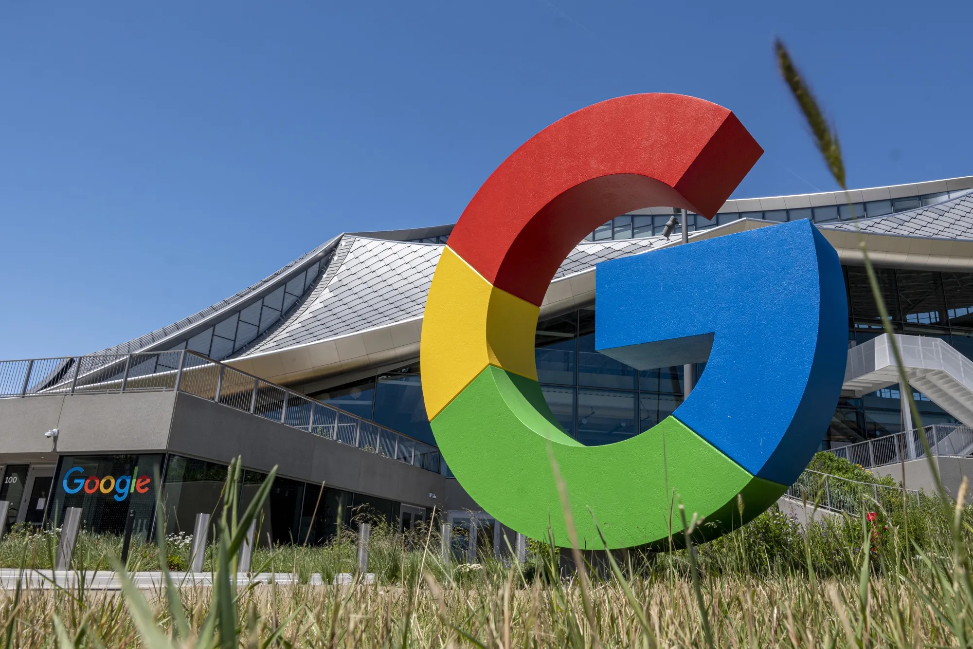 Google Almanya’ya 5 milyar avroluk yatırım yapacak