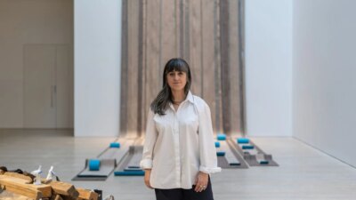 Hera Büyüktaşcıyan’ın Hayalet Kuartet Sergisi: Şehir ve Bellek Arasındaki Dans