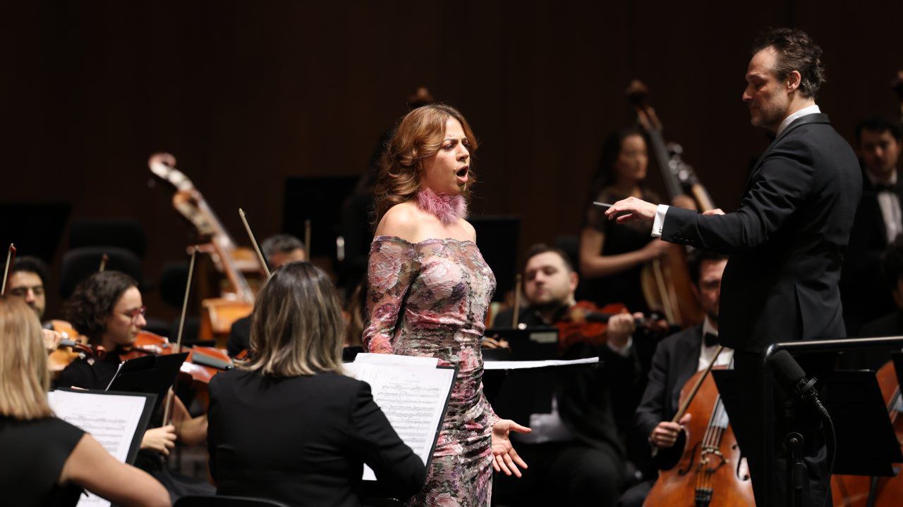 IDSOda Muzik Unlu Isimlerle Iyilik Dolu Surpriz Anlar