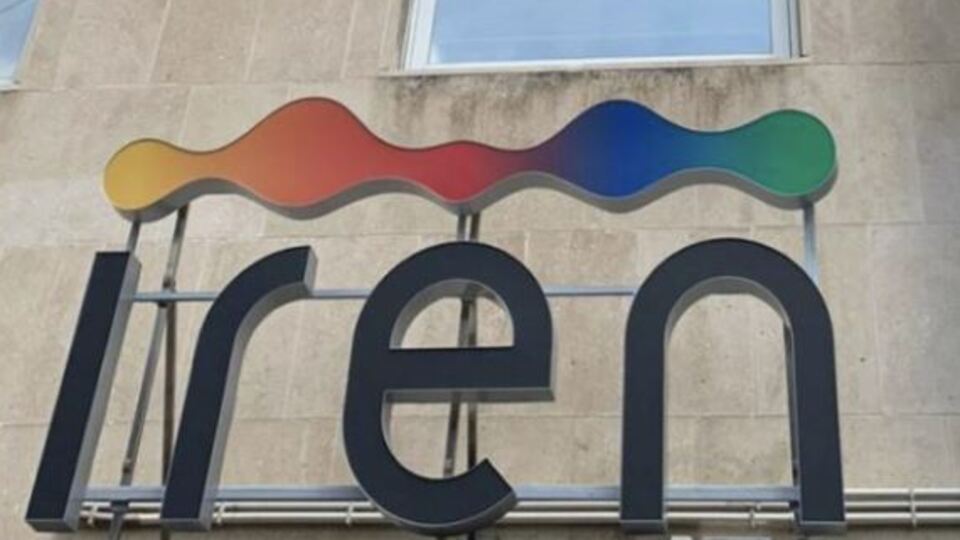 Teknoloji Yatırımları ve Ekonomik Etkileri: Microsoft ve IREN Anlaşması IREN