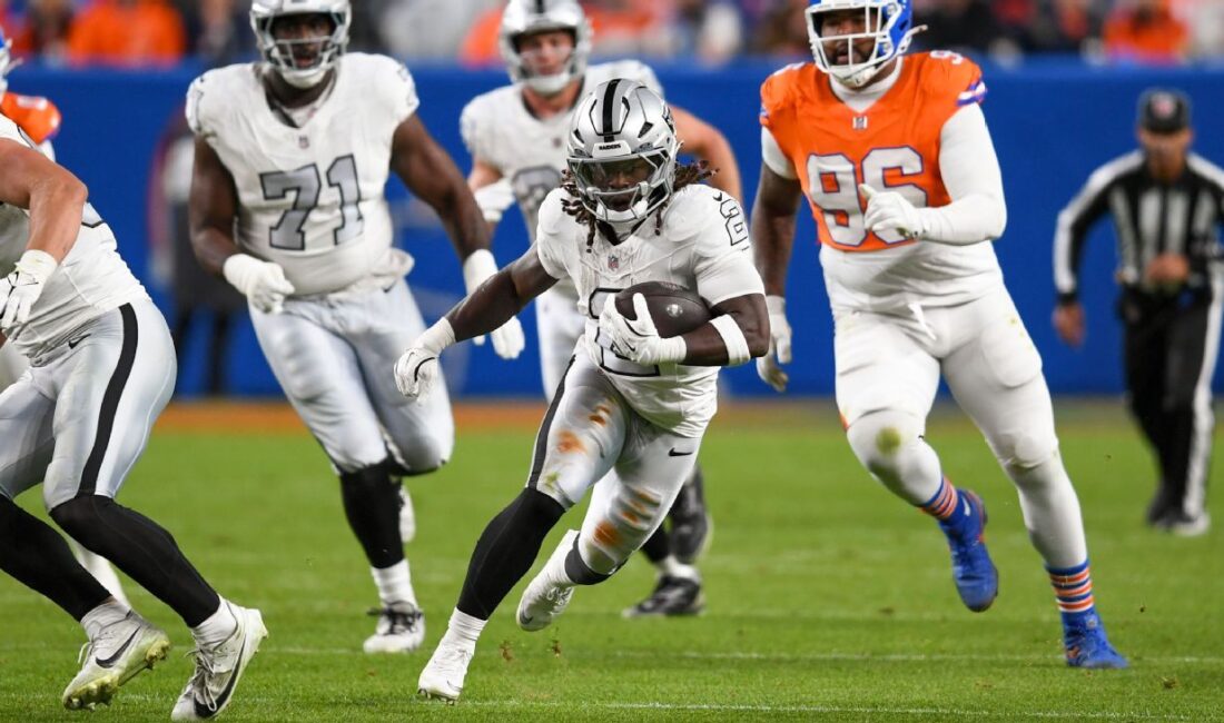 Dallas Cowboys ve Las Vegas Raiders, Pazartesi Gecesi Futbolu’nda Karşılaşıyor