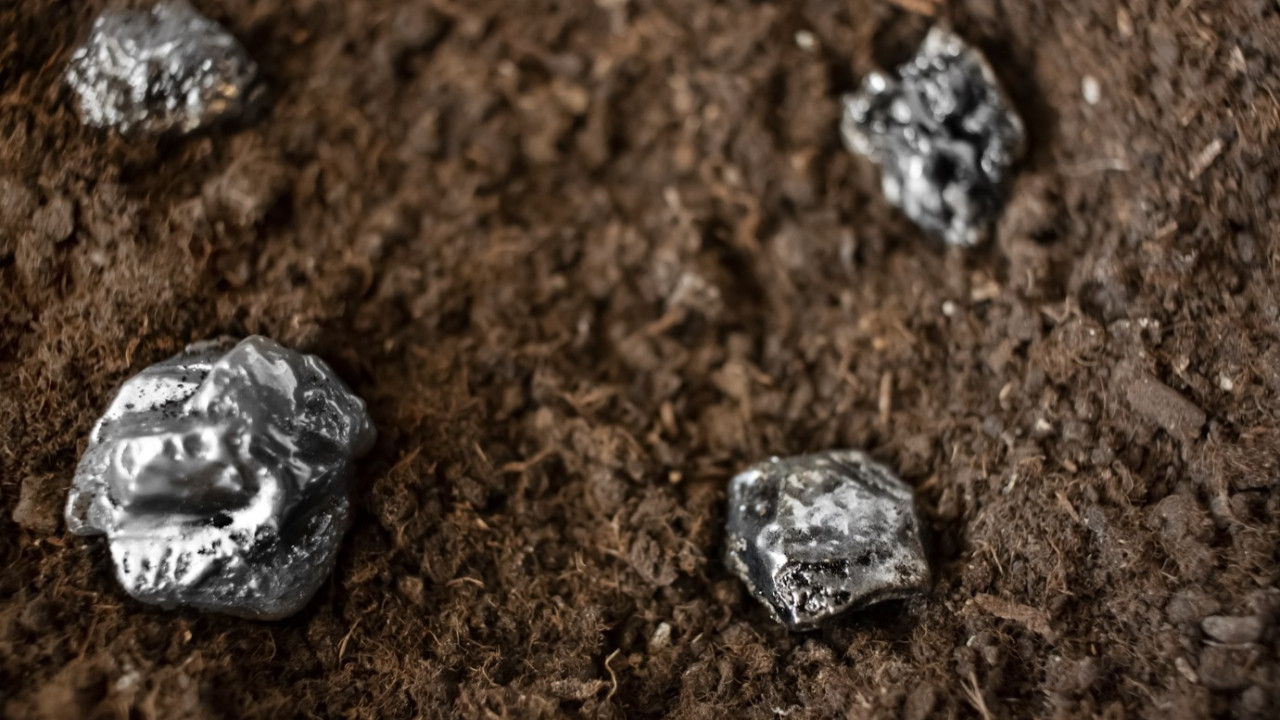 Kıtlık Krizi: Disprosyum ve Terbiyum'un Yatırım Faizleri Üzerine Etkisi Kitlik Krizi Disprosyum ve Terbiyumun Yatirim Faizleri Uzerine Etkisi