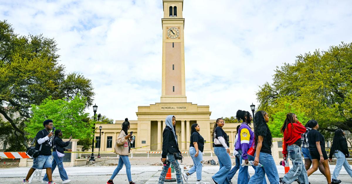 LSU Yönetim Kurulu Yeni Üniversite Başkanı İçin Seçim Yapacak LSU Yonetim Kurulu Yeni Universite Baskani Icin Secim Yapacak