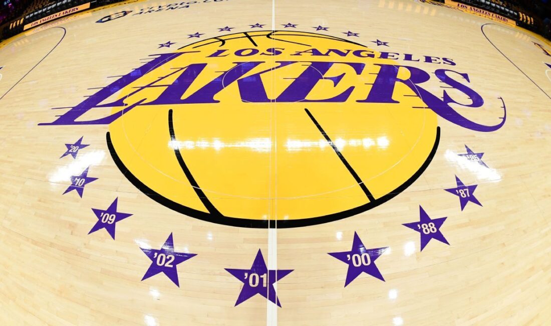 Los Angeles Lakers, Joey ve Jesse Buss’ı Görevden Aldı Lakers’ta