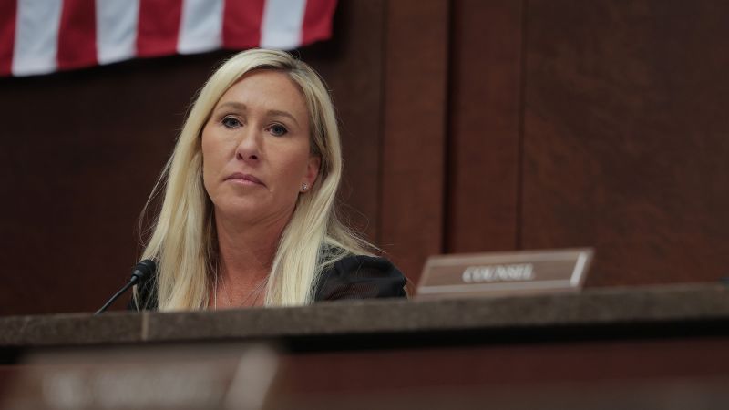 Marjorie Taylor Greene’den Sürpriz Açıklama: "Toksik Siyaseti Bırakıyorum" Greene, Rhetorik