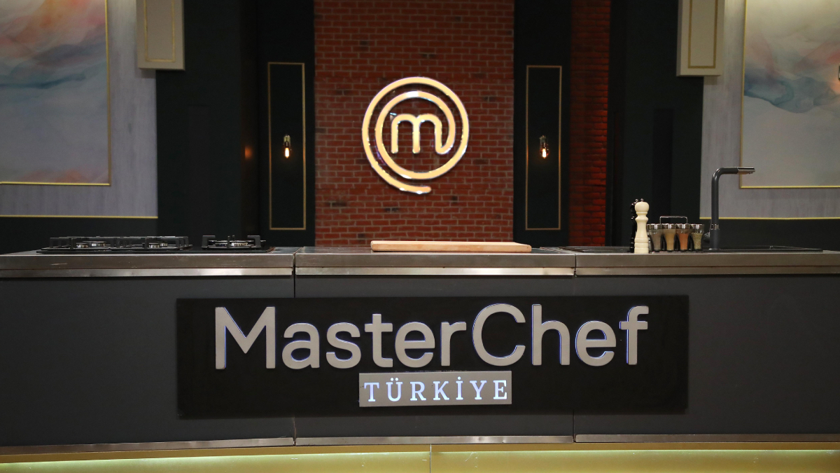 MasterChefte Final Darbesi Iki Yarismaci Birden Eleniyor